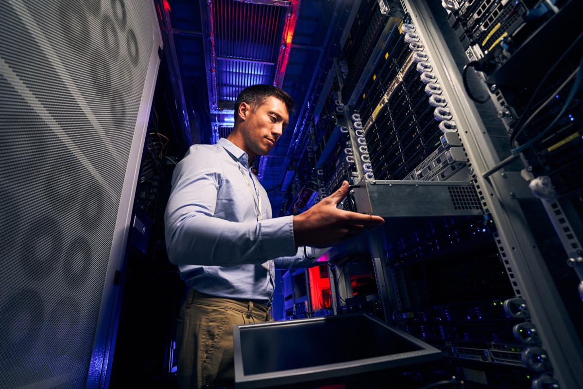 Network technician on-site